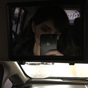 Meet your Posher, Xochitl